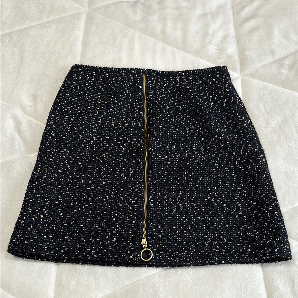J.McLaughlin Elegant Black Tweed Skirt with Gold Zipper